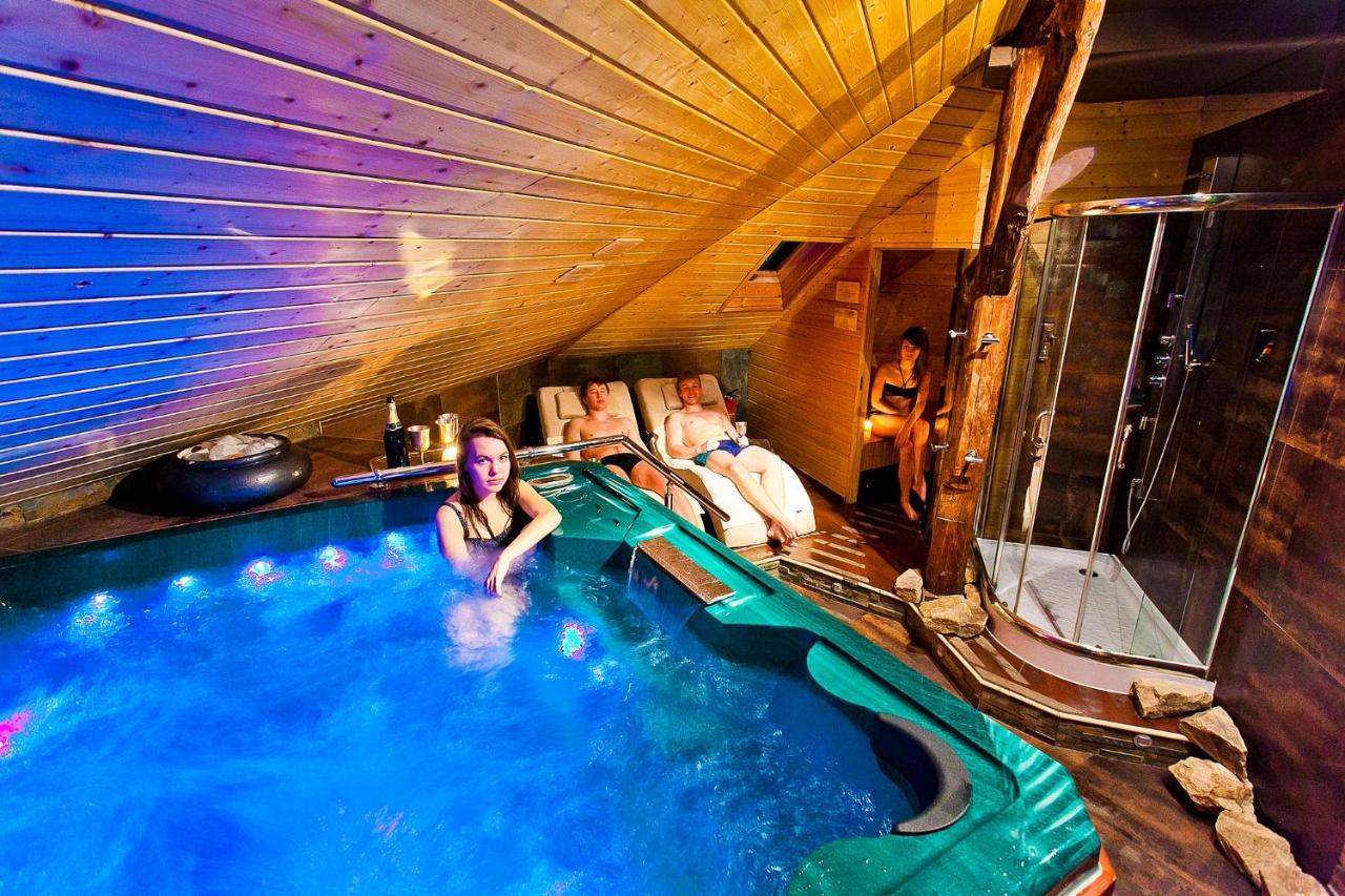 Apartament Pool Spa Z Jacuzzi Strzyzow ภายนอก รูปภาพ
