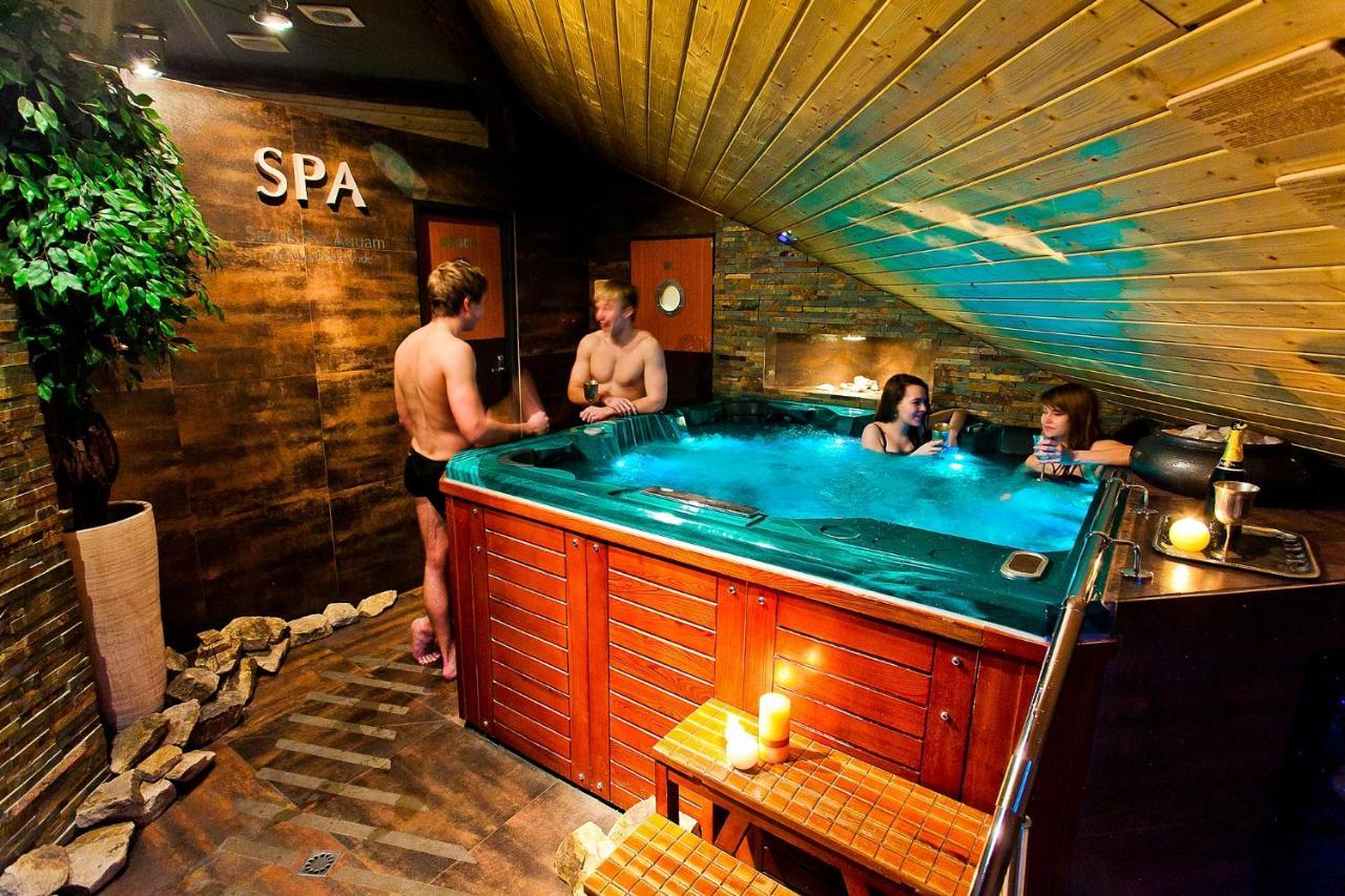 Apartament Pool Spa Z Jacuzzi Strzyzow ภายนอก รูปภาพ